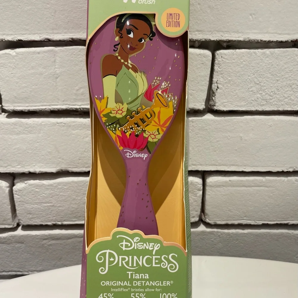 Wet Brush x Disney Princess Tiana  Original Detangler Brush
